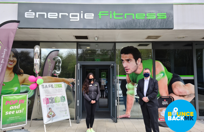 Iain Stewart MP outside Energie Fitness